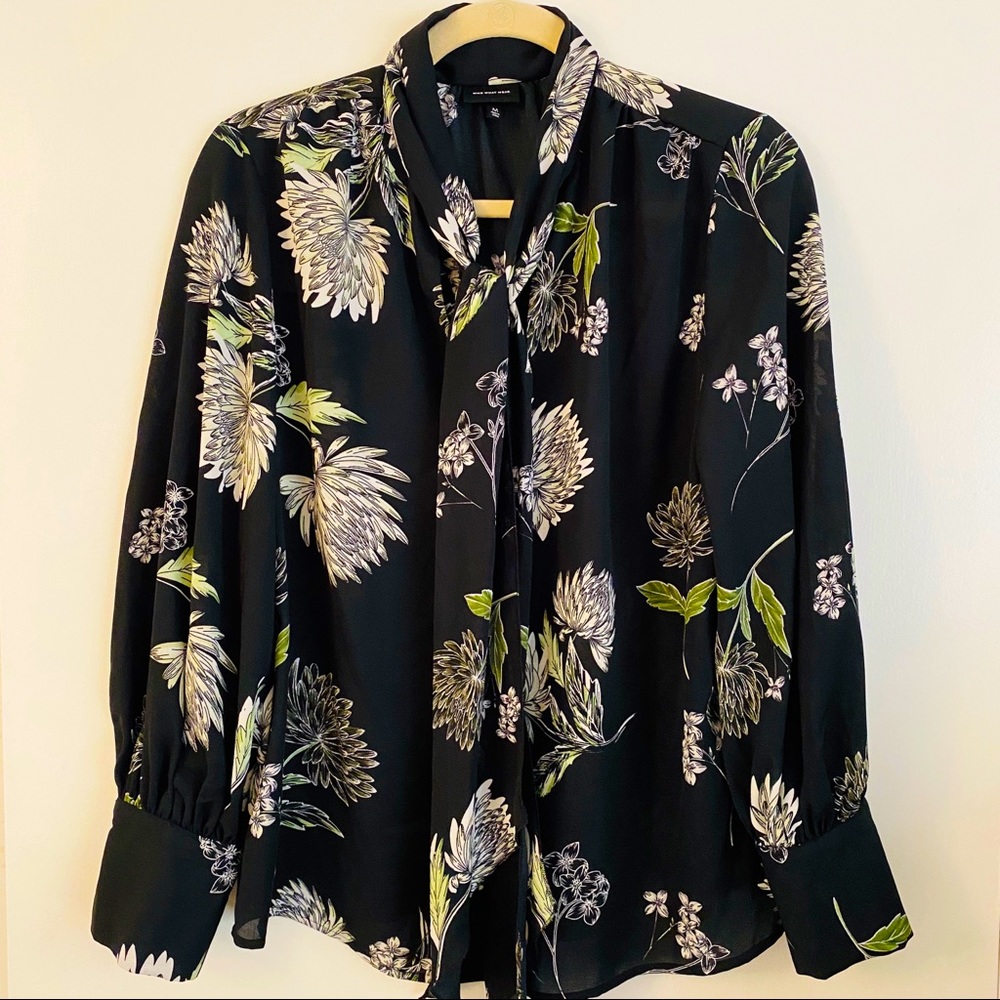 Who What Wear Tie Neck Blouse - Medium